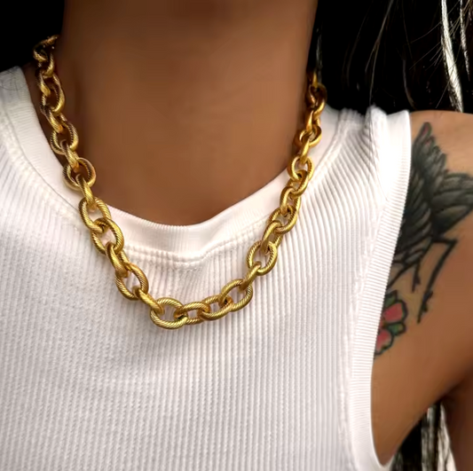 Xena-rubbedgold-link-necklace