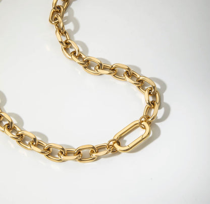 Cleo Carabineer Necklace