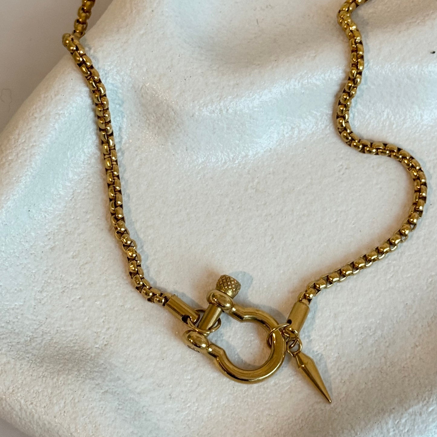 Edan Necklace Gold
