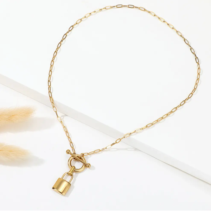 Lily Necklace