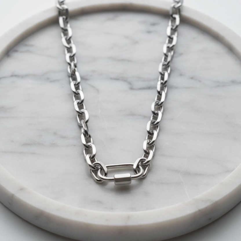 Oscar Necklace
