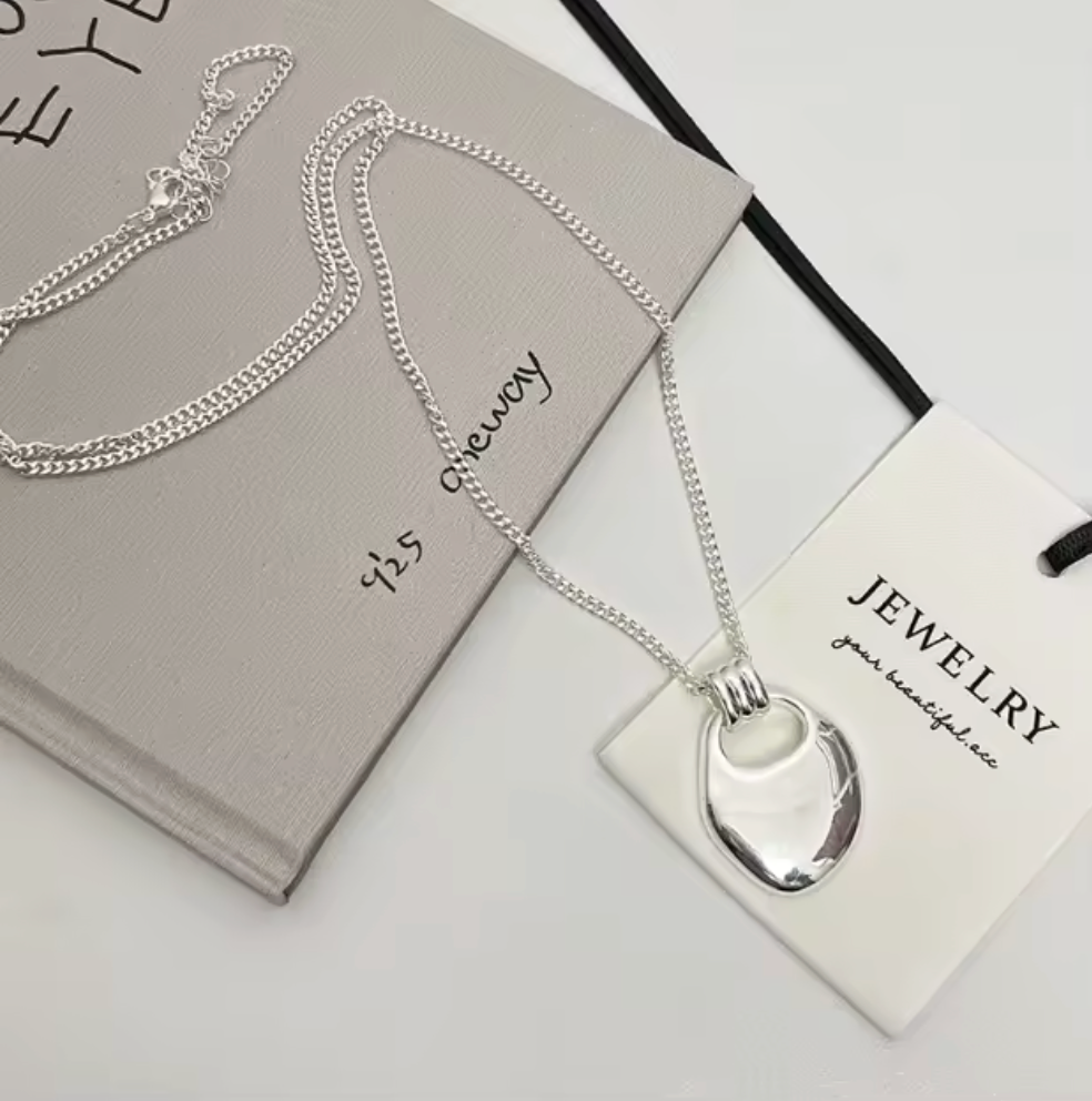 Hayley Necklace - silver