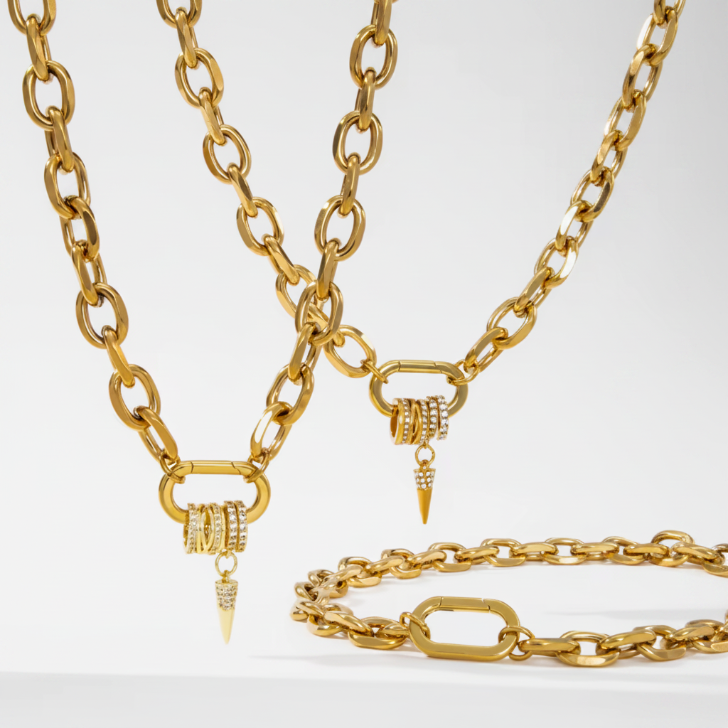 Cleo Carabineer Necklace